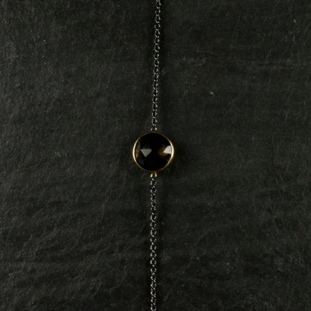 Armbånd med brun/sort kvarts