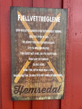 Vintages treskilt 35x601cm FJELLVETTREGLER Hemsedal