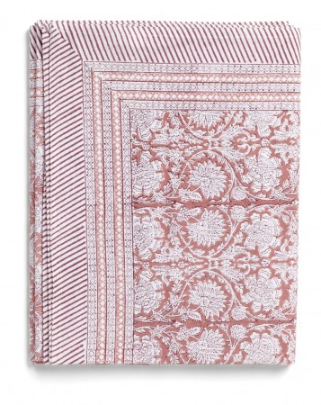 Tablecloth Paradise Rose 150x350cm 2476 Midlertidig utsolgt, men ta kontakt så bestiller vi en til deg