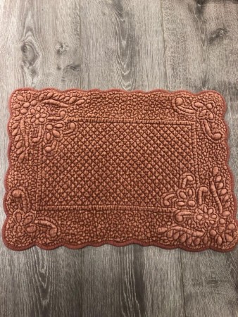 Bordbrikker i fløyel fra Marinette  - brent orange/rust-midlertidig utsolgt
